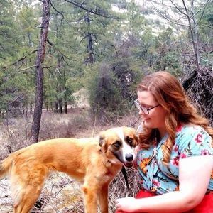 Meet your Posher, Elizabeth